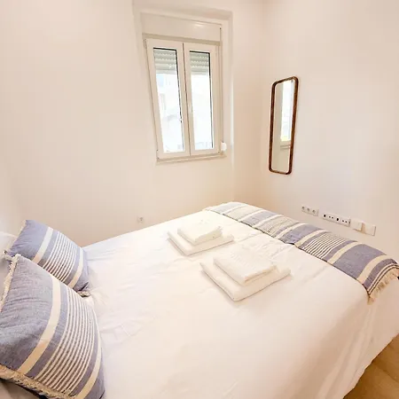 Appartamento The Ocean Breeze 1br In Caparica, By 315lisbon Costa da Caparica